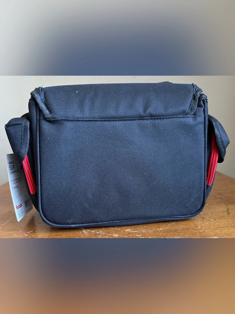 Focus Deluxe SLR Photo/Video Medium Camera Accessory Kit Case